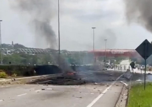 flight-crashed-in-malaysia-killed-10